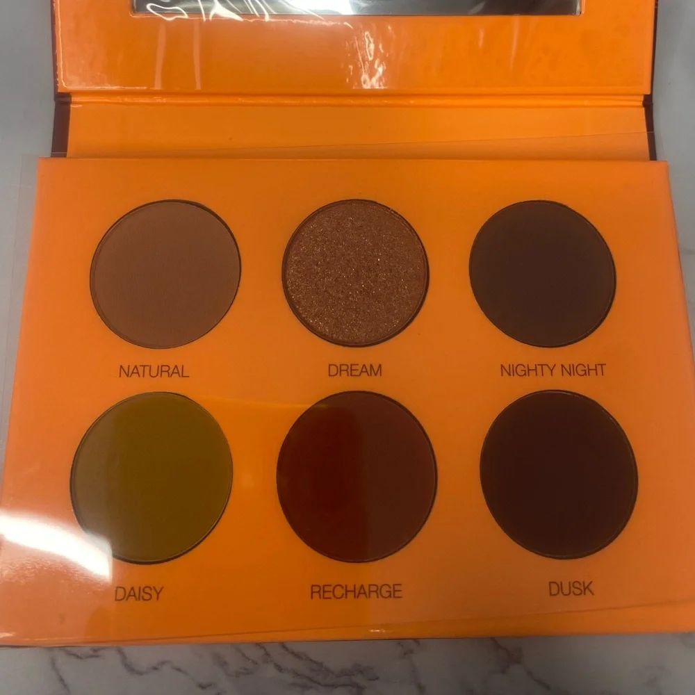 Coloured Raine Beauty‎ Rust Eyeshadow Palette
